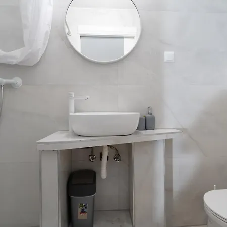 Cityheart-rooms By Adriaticexplorer