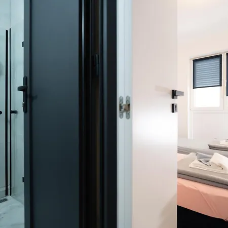 Cityheart-rooms By Adriaticexplorer Zadar