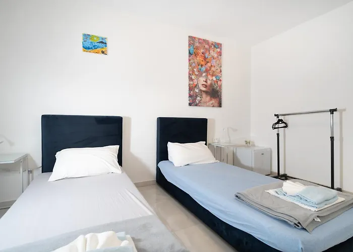 Homestay Cityheart-rooms By Adriaticexplorer *